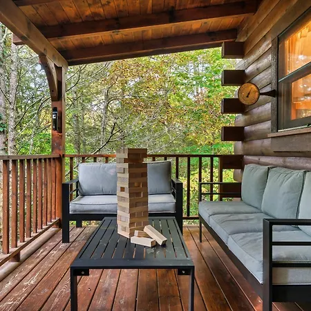 Peaceful Forest Cabin - Hot Tub, Relax & Explore Sevierville Exterior photo