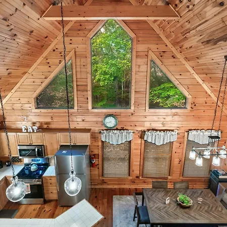 Peaceful Forest Cabin - Hot Tub, Relax & Explore Sevierville Exterior photo