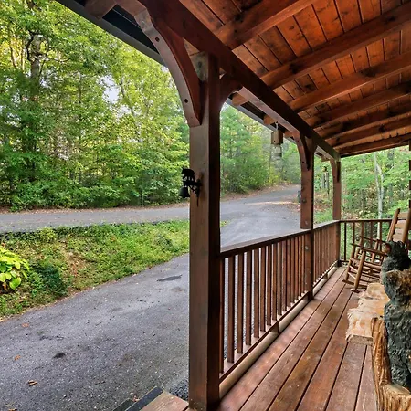 Peaceful Forest Cabin - Hot Tub, Relax & Explore Sevierville Exterior photo