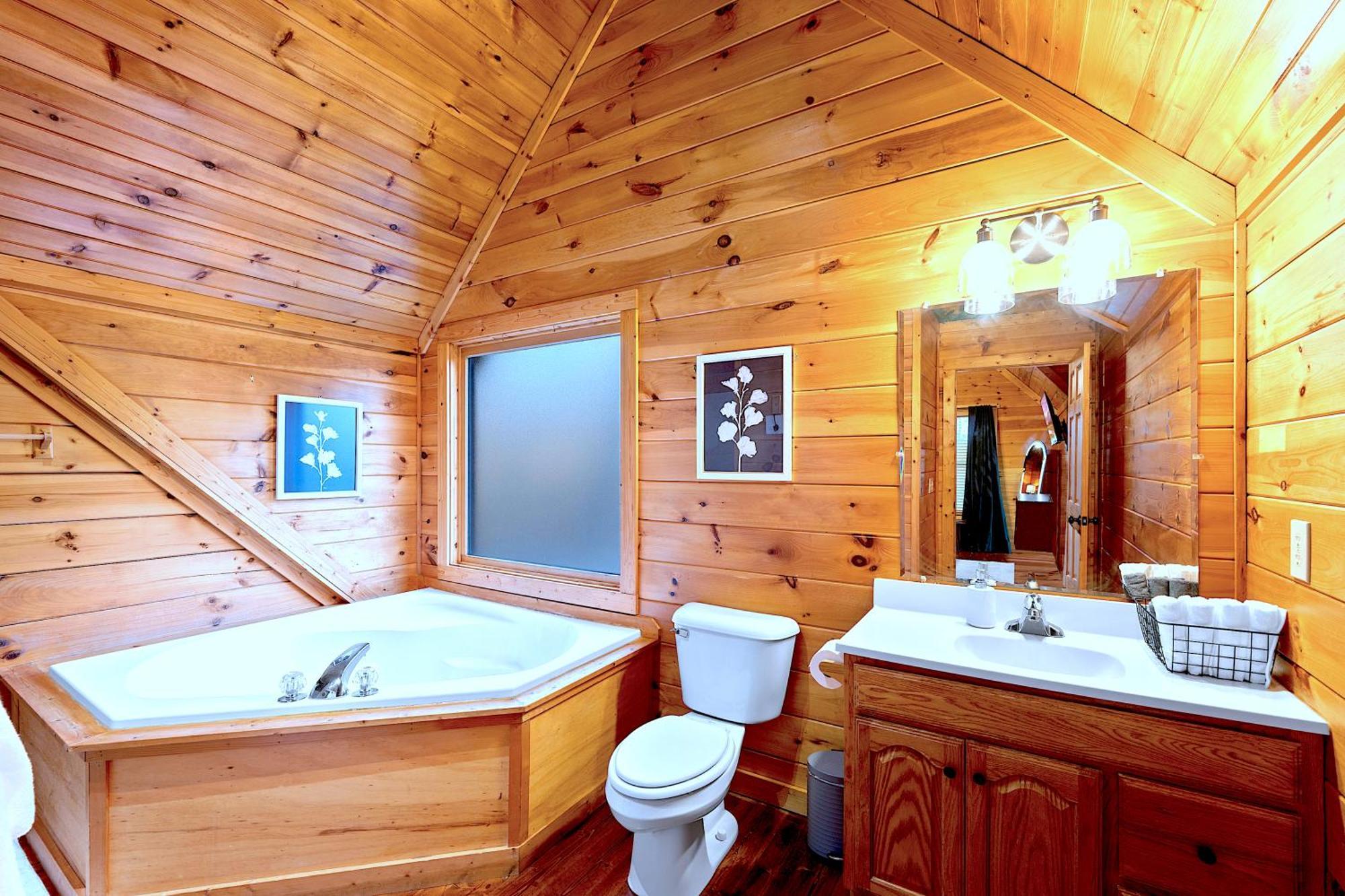 Peaceful Forest - Hot Tub, Relax & Explore Ferienhaus Sevierville